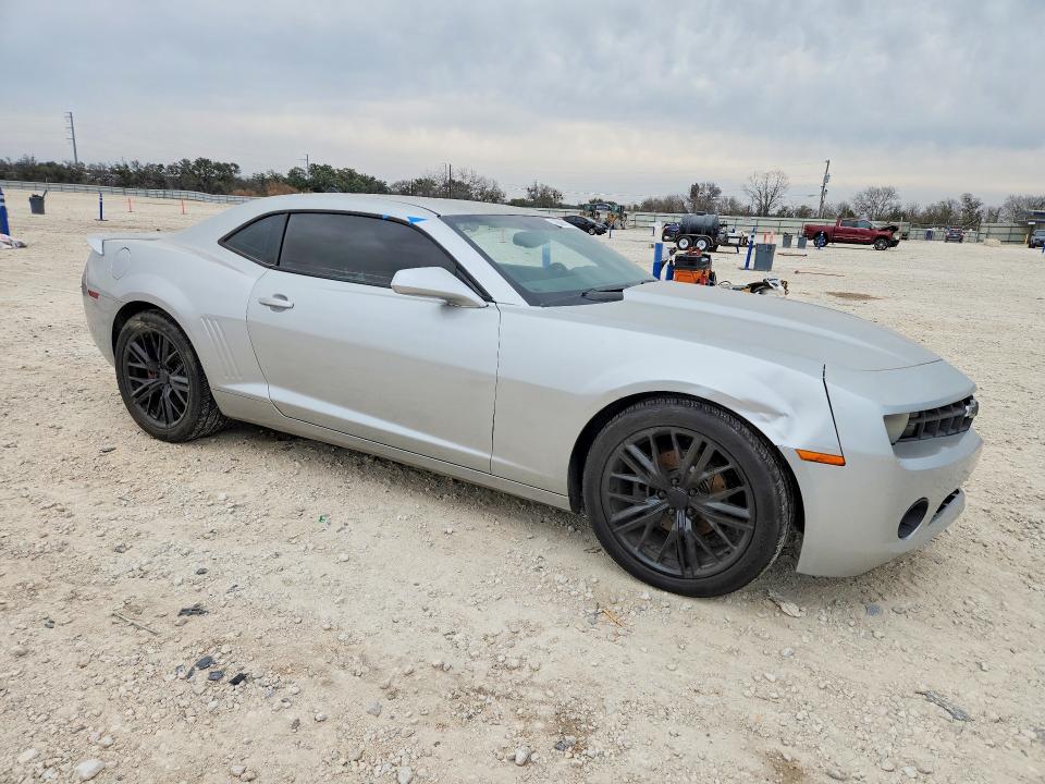 Photo 4 from auction – 2011 CHEVROLET CAMARO LS with VIN 2G1FA1EDXB9147792