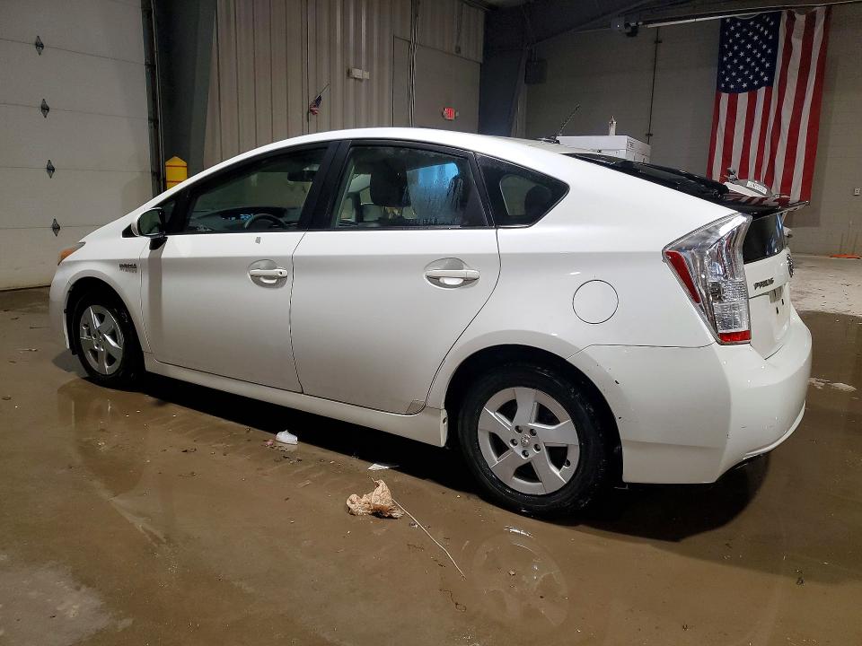 Photo 2 from auction – 2010 TOYOTA PRIUS with VIN JTDKN3DU5A0221720