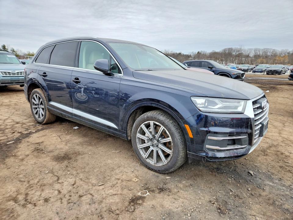 Photo 4 from auction – 2017 AUDI Q7 PREMIUM with VIN WA1LAAF78HD030429
