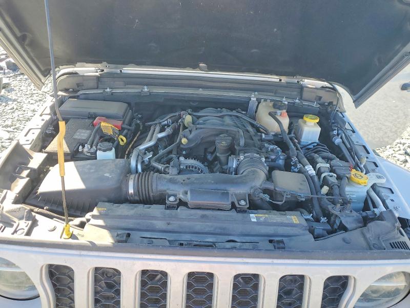 Photo 11 from auction – 2022 JEEP GLADIATOR with VIN 1C6HJTFG2NL168810