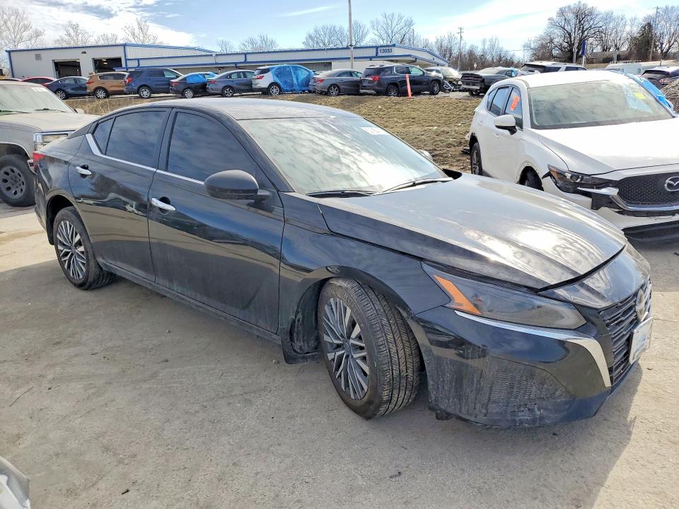 Photo 4 from auction – 2025 NISSAN ALTIMA with VIN 1N4BL4DV5SN409233