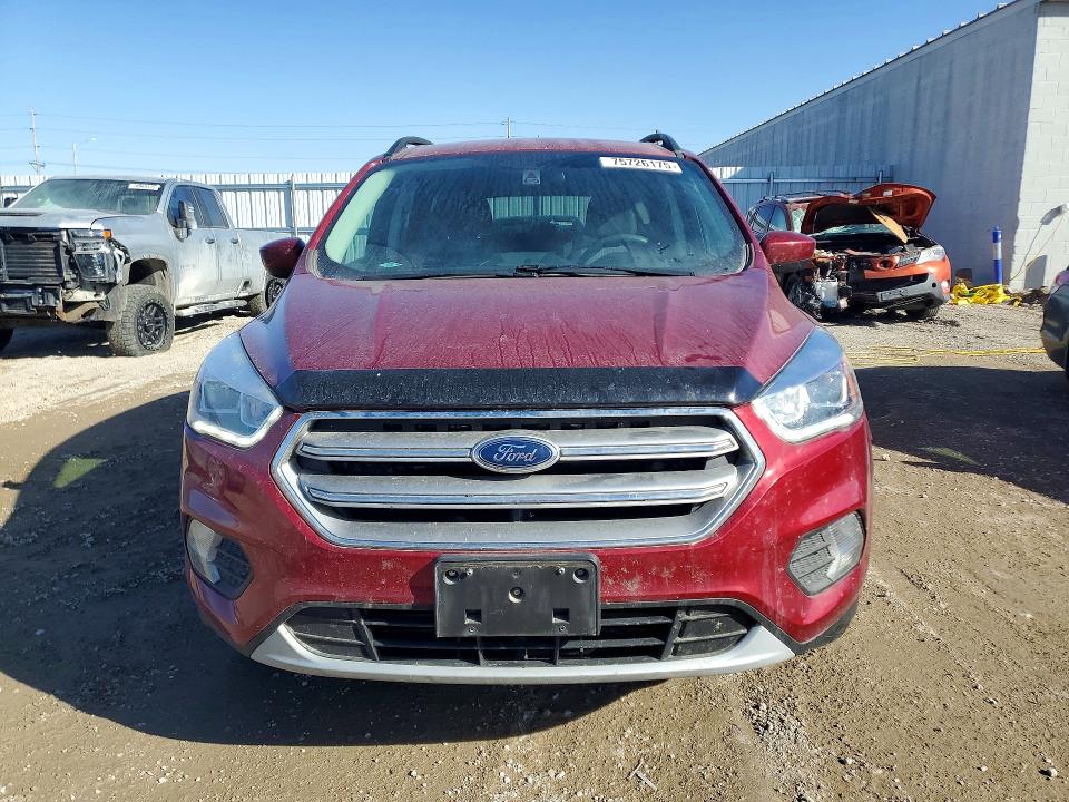 Photo 5 from auction – 2017 FORD ESCAPE SE with VIN 1FMCU9GD2HUC61483
