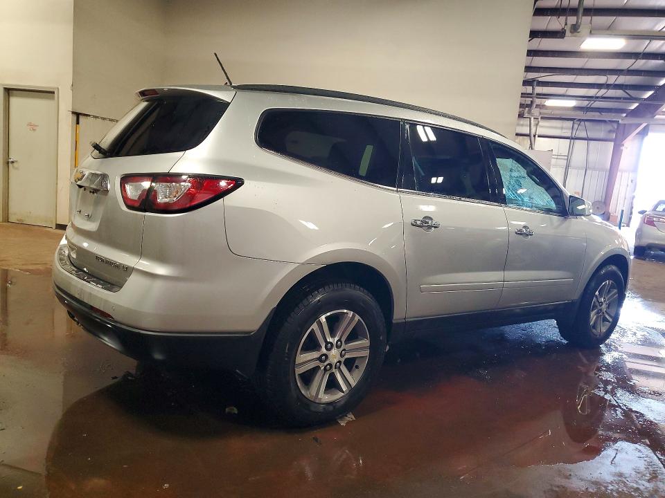 Photo 3 from auction – 2015 CHEVROLET TRAVERSE with VIN 1GNKRGKD4FJ280362