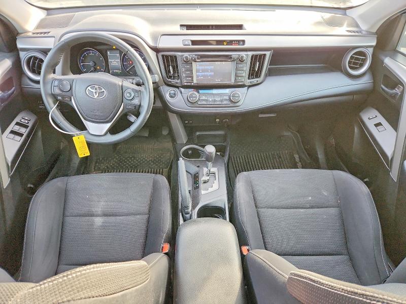 Photo 8 from auction – 2017 TOYOTA RAV4 XLE with VIN 2T3RFREV3HW685410