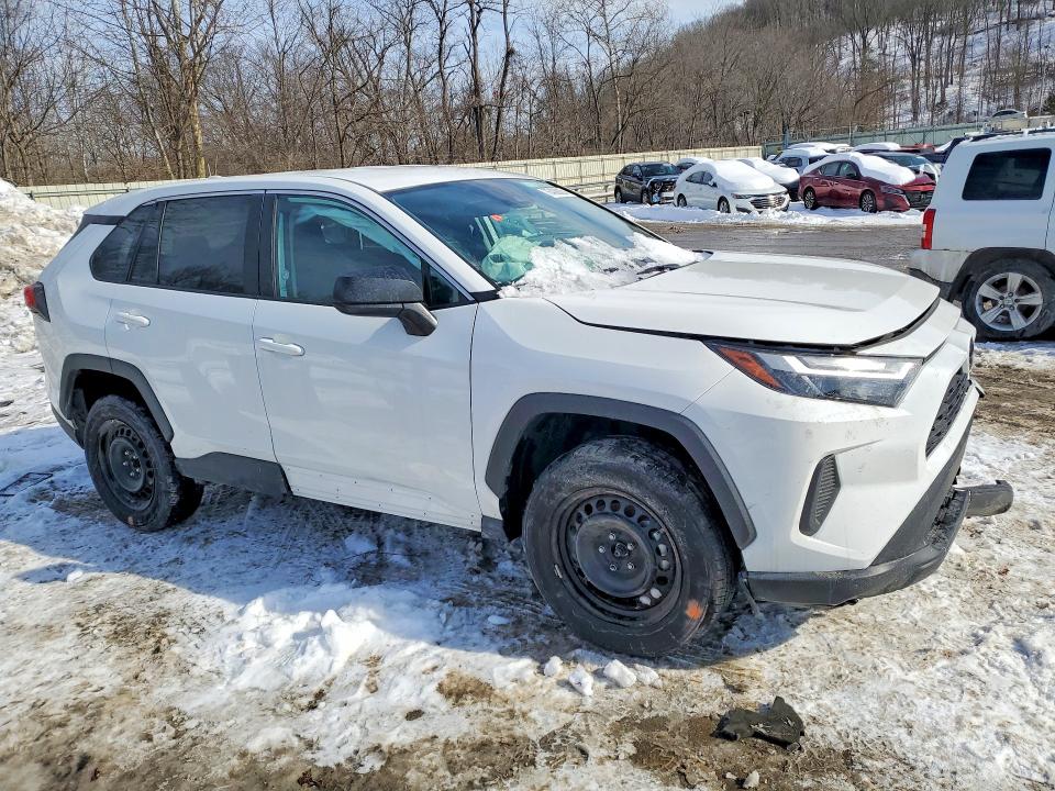Photo 4 from auction – 2025 TOYOTA RAV4 LE with VIN 2T3F1RFV6SW496631
