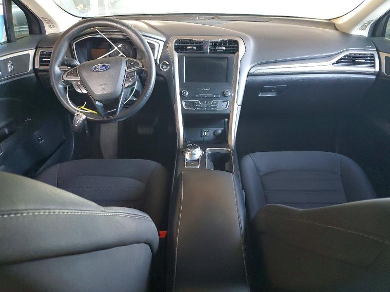 Photo 8 from auction – 2019 FORD FUSION with VIN 3FA6P0LU5KR117523
