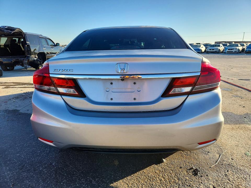 Photo 6 from auction – 2013 HONDA CIVIC with VIN 2HGFB2F50DH562549