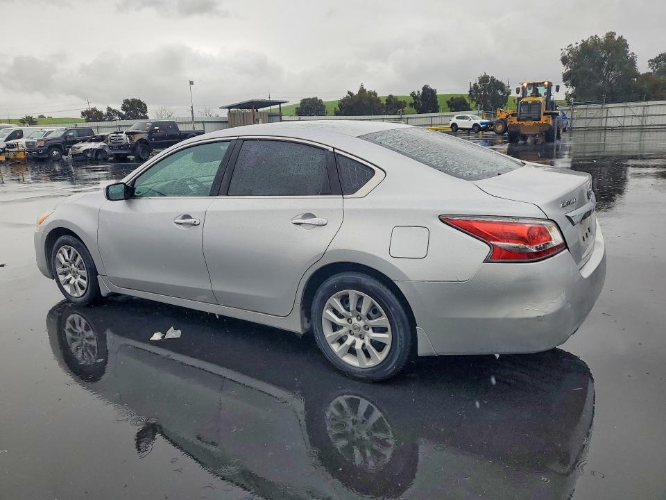 Photo 2 from auction – 2014 NISS ALTIMA with VIN 1N4AL3AP4EN345332