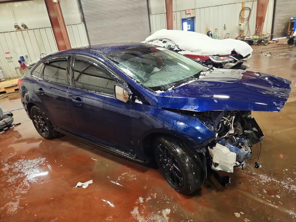Photo 4 from auction – 2016 FORD FOCUS SE with VIN 1FADP3F21GL378527