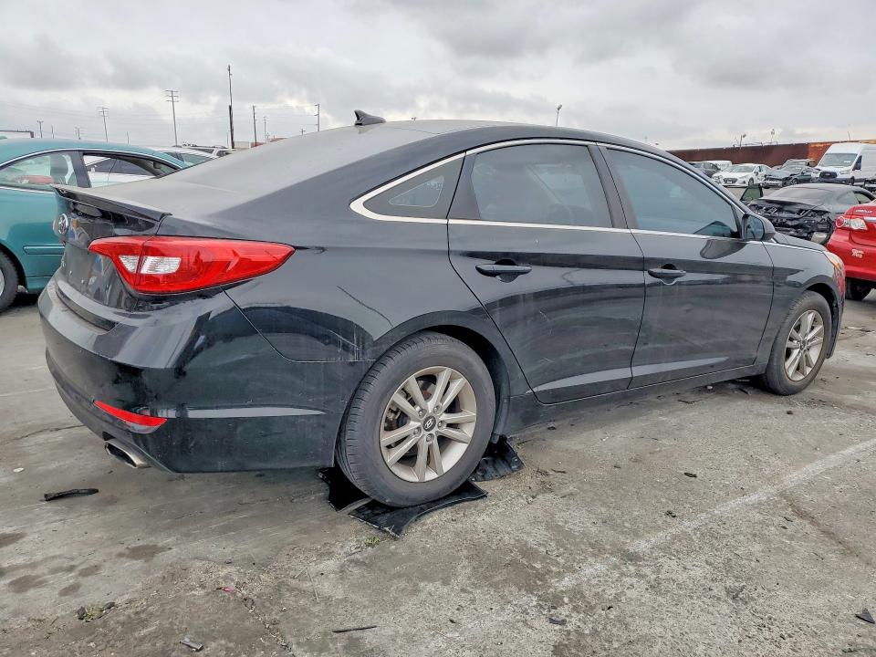 Photo 3 from auction – 2016 HYUNDAI SONATA SE with VIN 5NPE24AF8GH401304