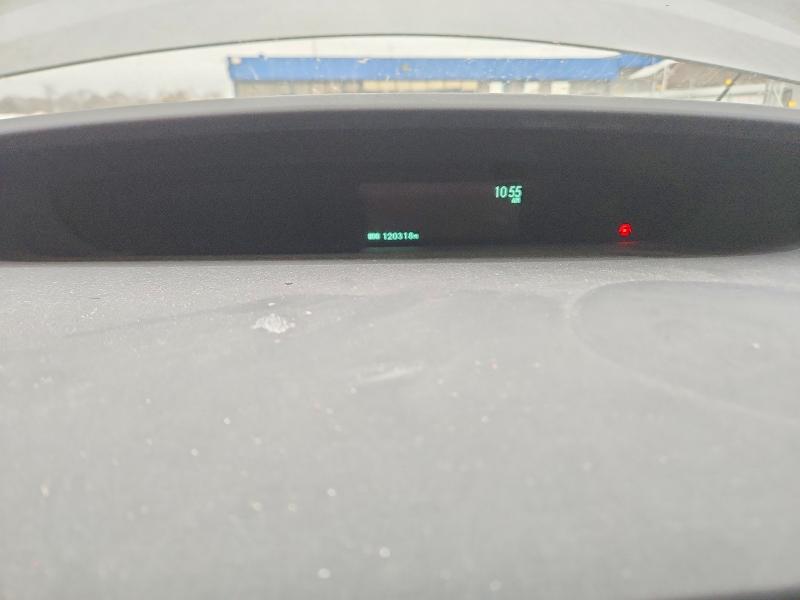 Photo 9 from auction – 2010 TOYOTA PRIUS with VIN JTDKN3DU4A0144905