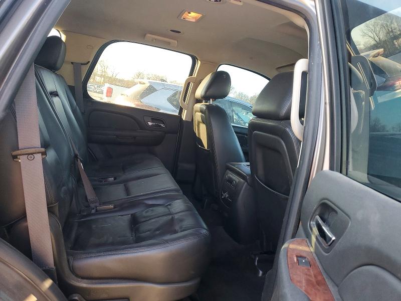Photo 11 from auction – 2014 CHEVROLET TAHOE with VIN 1GNSKBE0XER175891