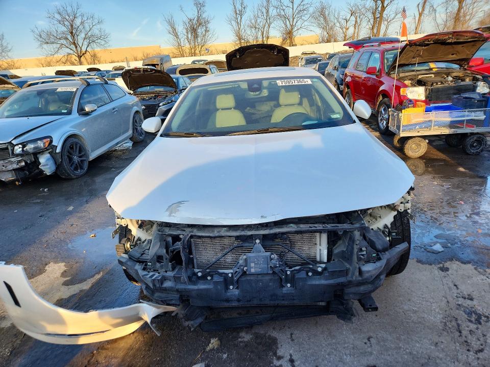 Zdjęcie 5 z aukcji – 2018 BUICK REGAL z VIN W04GP6SX1J1072287
