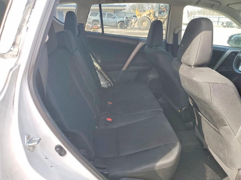 Фото 11 с аукциона – 2017 TOYOTA RAV4 LE с VIN 2T3BFREV6HW605616