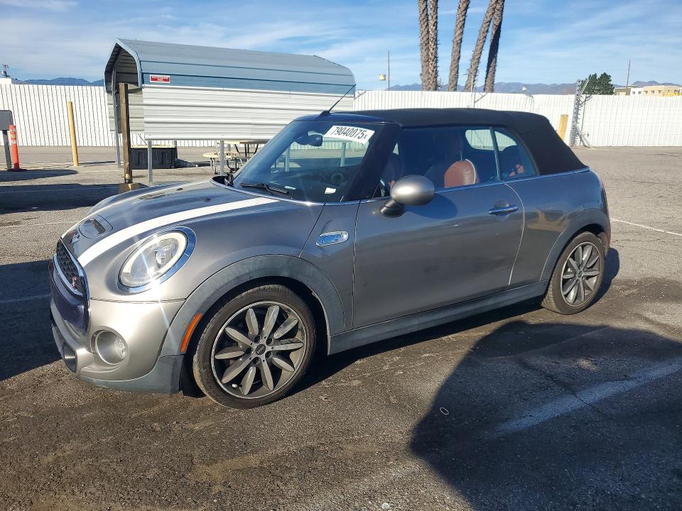 MINI COOPER 2016 with VIN WMWWG9C5XG3A91076 - Photo from auction