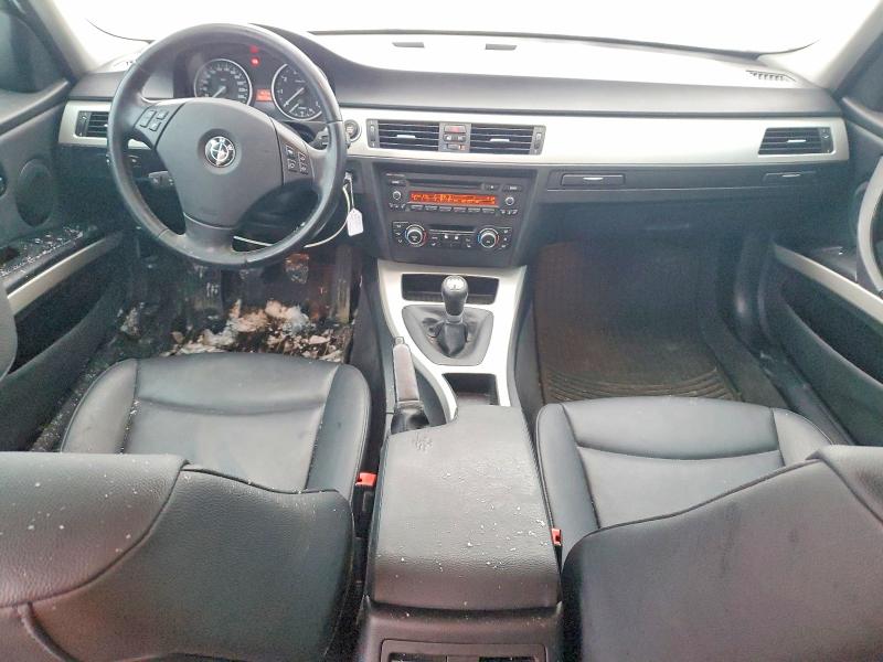 Photo 8 from auction – 2011 BMW 323 with VIN WBAPG7C59BA928555