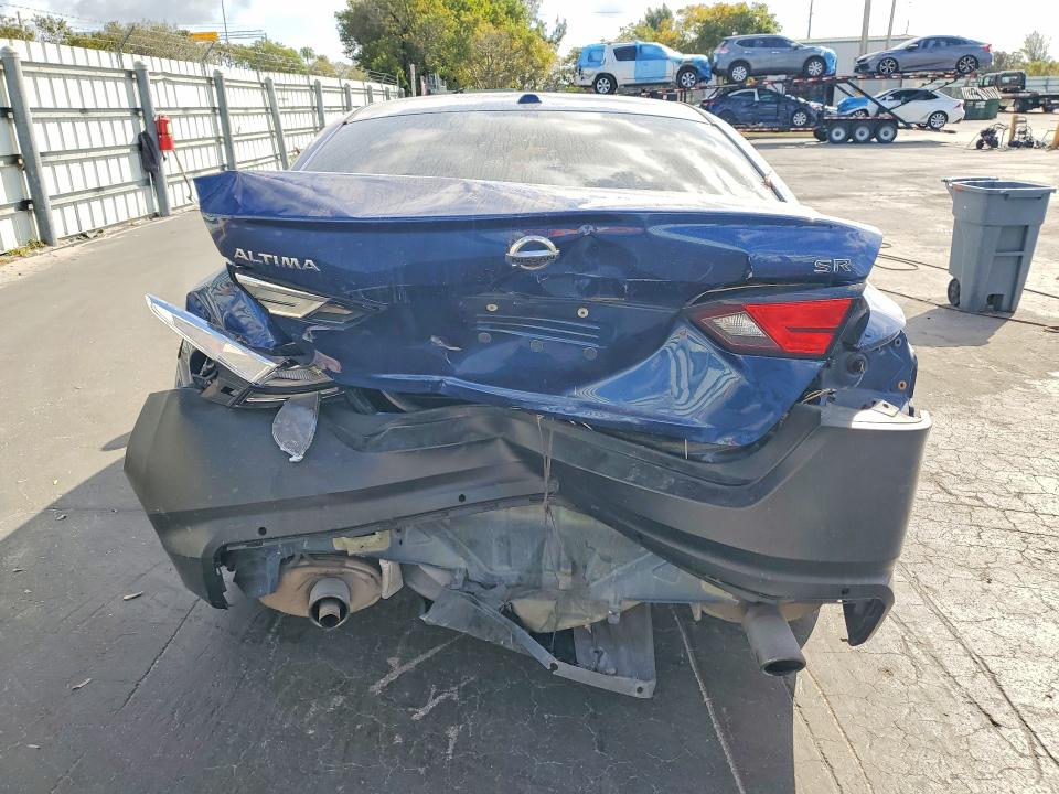Photo 6 from auction – 2019 NISS ALTIMA with VIN 1N4BL4CV1KC191417