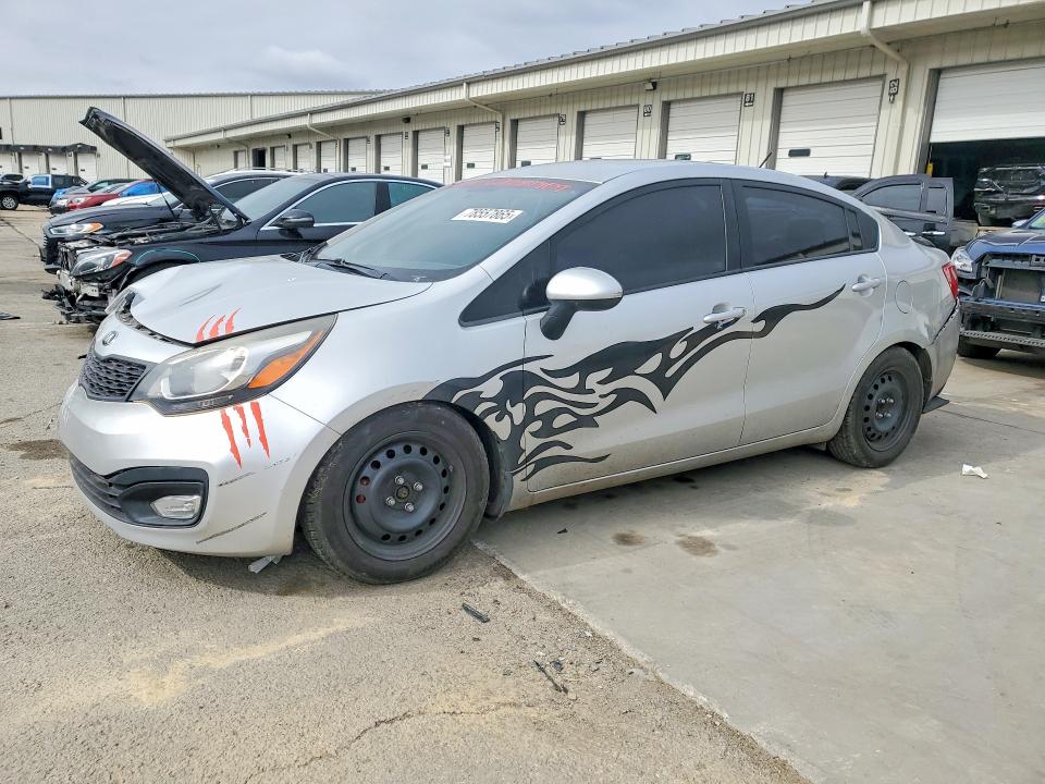 KIA RIO 2015 with VIN KNADM4A33F6463761 - Photo from auction