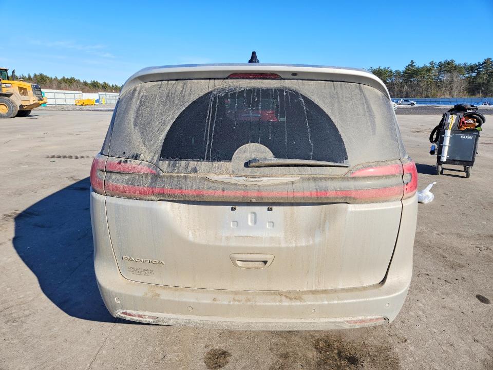 Photo 6 from auction – 2023 CHRYSLER PACIFICA with VIN 2C4RC1BG1PR621116