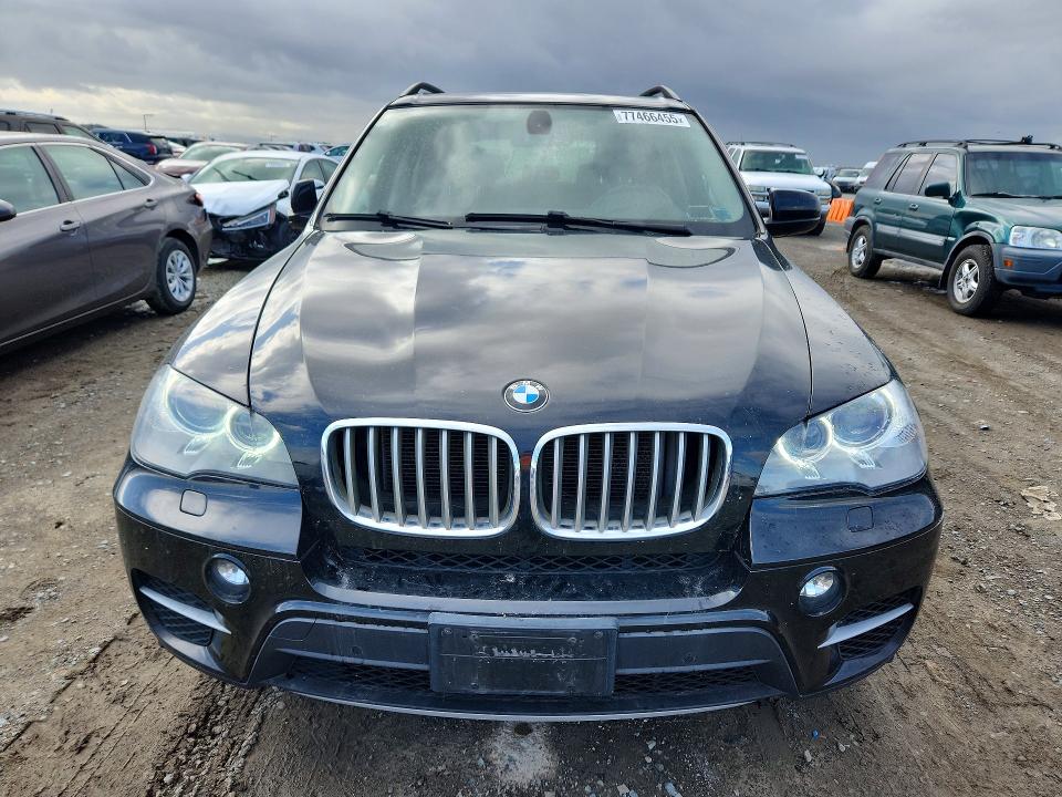 Photo 5 from auction – 2013 BMW X5 XDRIVE3 with VIN 5UXZW0C53D0B91630