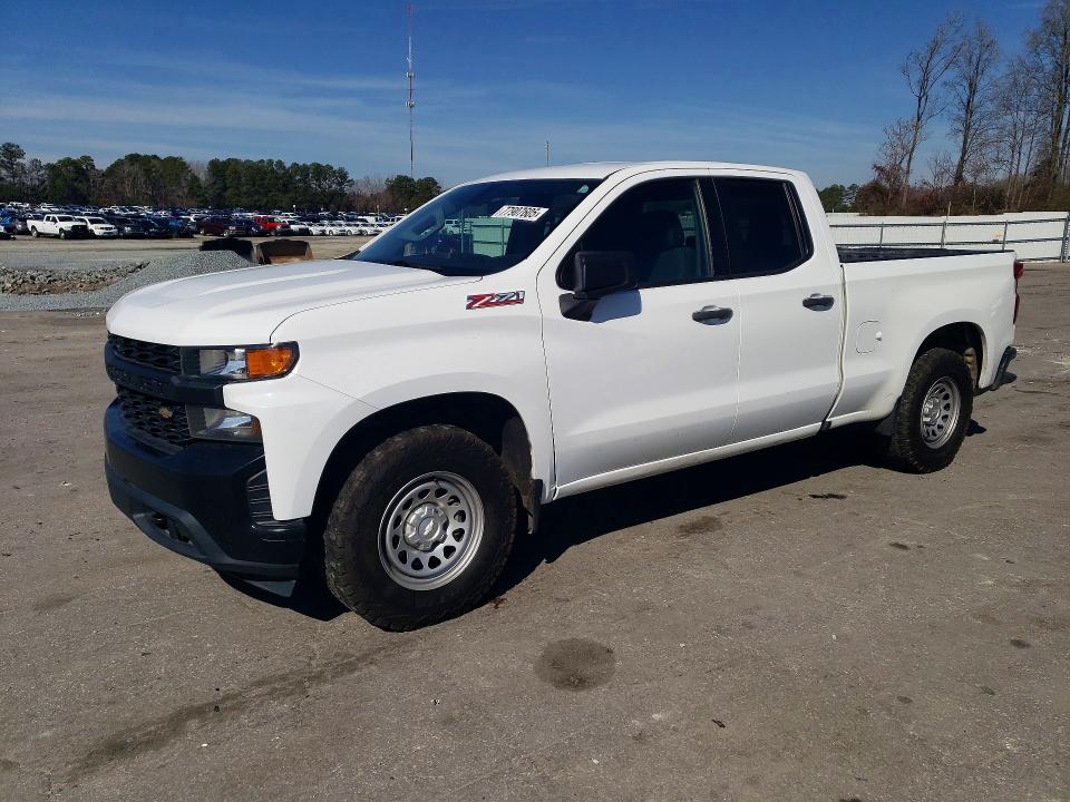 CHEVROLET SILVERADO 2020 with VIN 1GCRYAEF7LZ237135 - Photo from auction