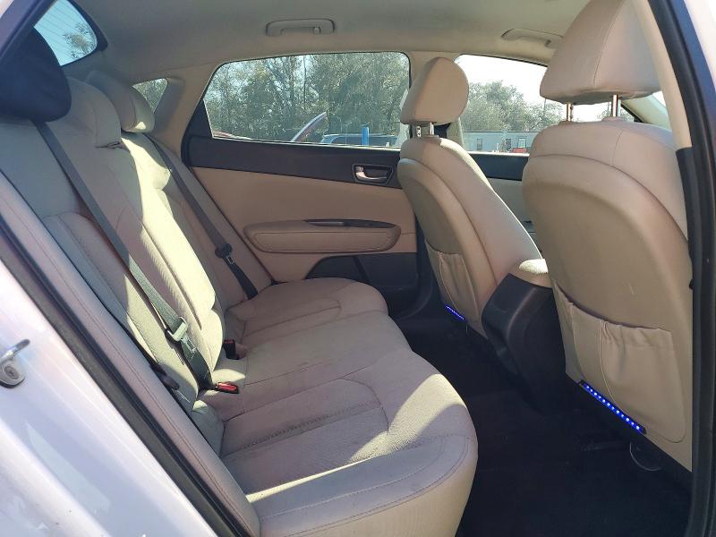 Photo 10 from auction – 2016 KIA OPTIMA LX with VIN 5XXGT4L13GG010970