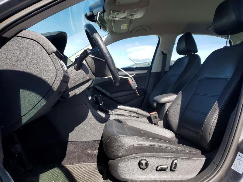 Photo 7 from auction – 2014 VOLKSWAGEN PASSAT with VIN 1VWAT7A31EC075435