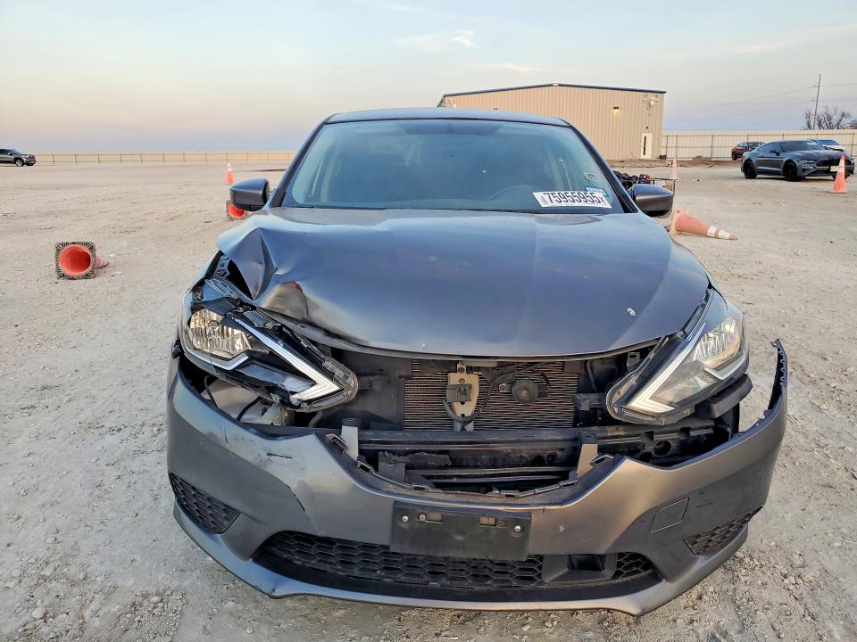 Photo 5 from auction – 2019 NISSAN SENTRA S with VIN 3N1AB7AP8KY371258