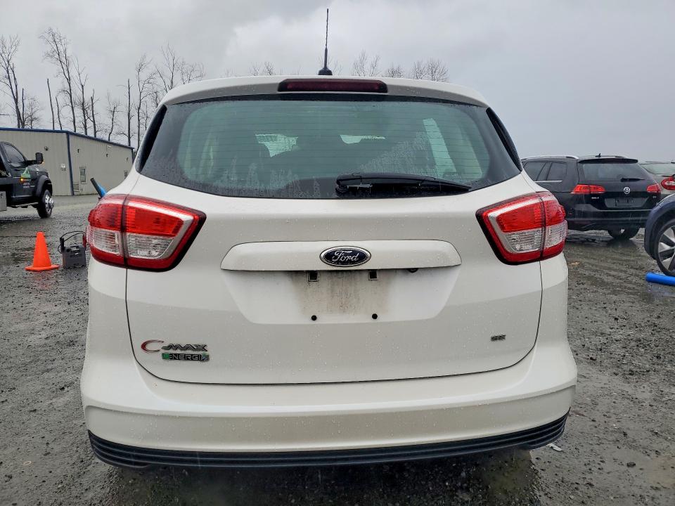 Photo 6 from auction – 2017 FORD C-MAX with VIN 1FADP5EU6HL108791