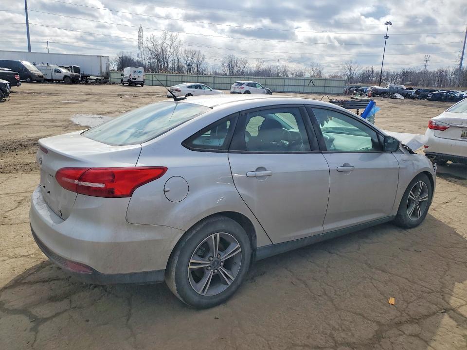Photo 3 from auction – 2016 FORD FOCUS with VIN 1FADP3FE6GL220520