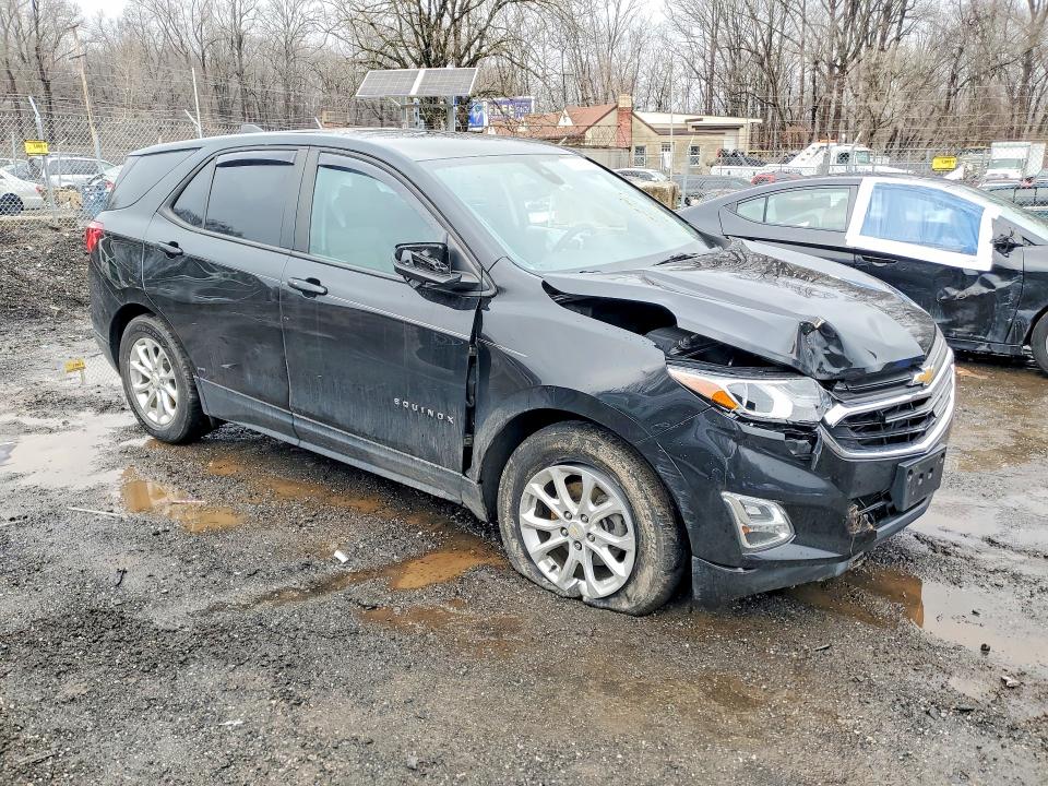 Photo 4 from auction – 2020 CHEVROLET EQUINOX with VIN 2GNAXHEVXL6218713
