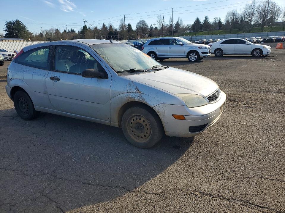 Photo 4 from auction – 2007 FORD FOCUS with VIN 1FAFP31N87W214023