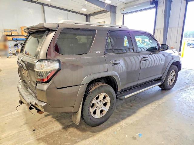 Foto 3 de la subasta – 2014 TOYOTA 4RUNNER con VIN JTEBU5JR3E5160399