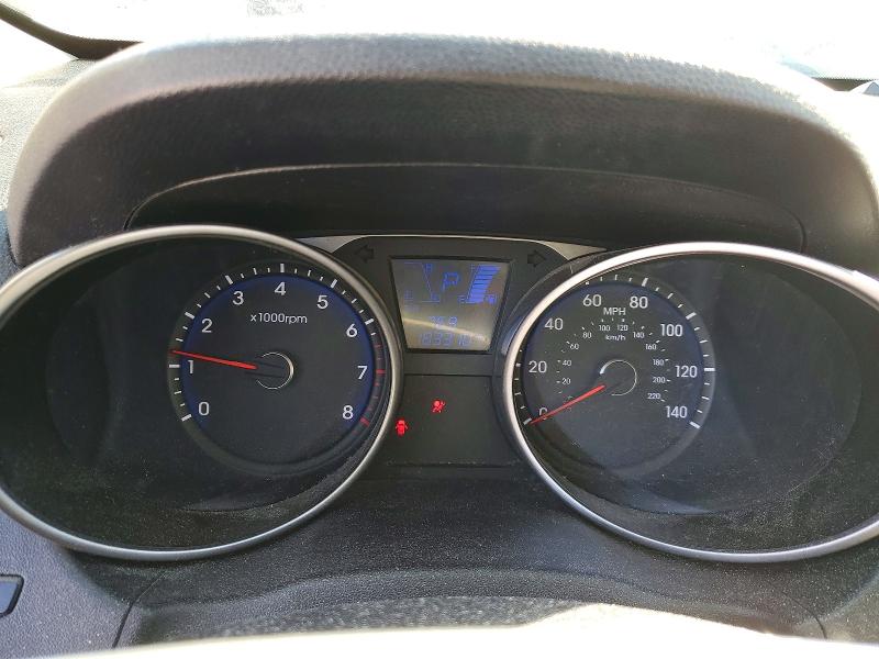 Photo 9 from auction – 2011 HYUNDAI TUCSON with VIN KM8JU3AC6BU170793