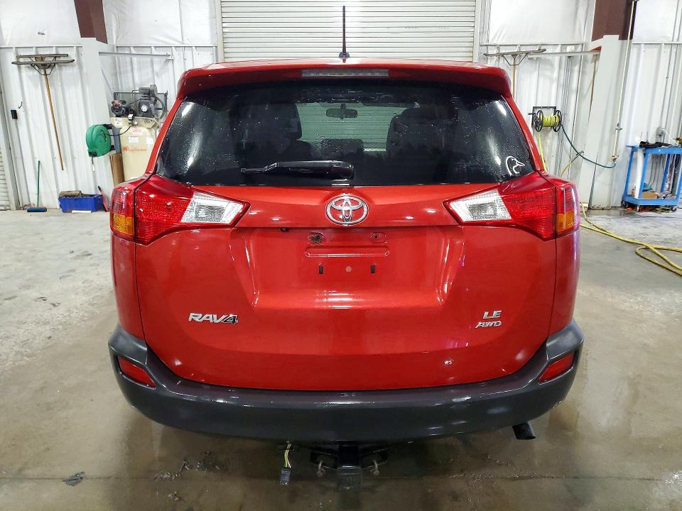 Photo 6 from auction – 2015 TOYOTA RAV4 LE with VIN JTMBFREV9FJ026664