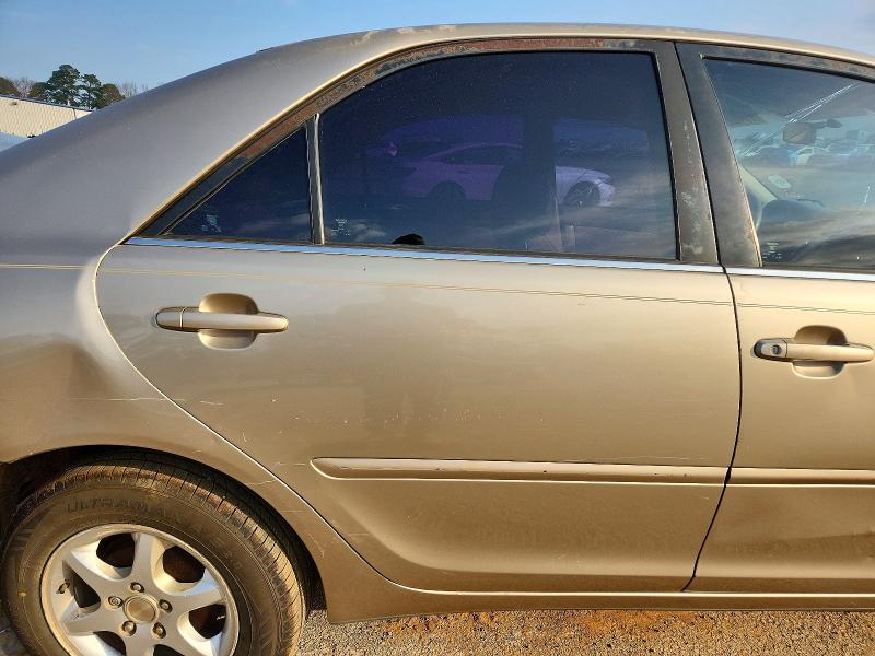 Photo 10 from auction – 2003 TOYOTA CAMRY with VIN 4T1BE32K03U653463