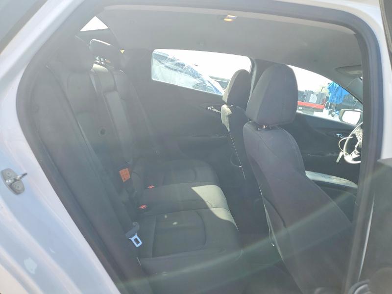 Photo 10 from auction – 2017 CHEVROLET MALIBU LT with VIN 1G1ZE5ST5HF209166
