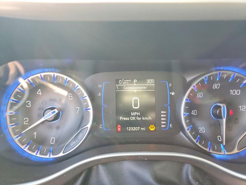 Фото 9 с аукциона – 2019 CHRYSLER PACIFICA T с VIN 2C4RC1BG1KR527598