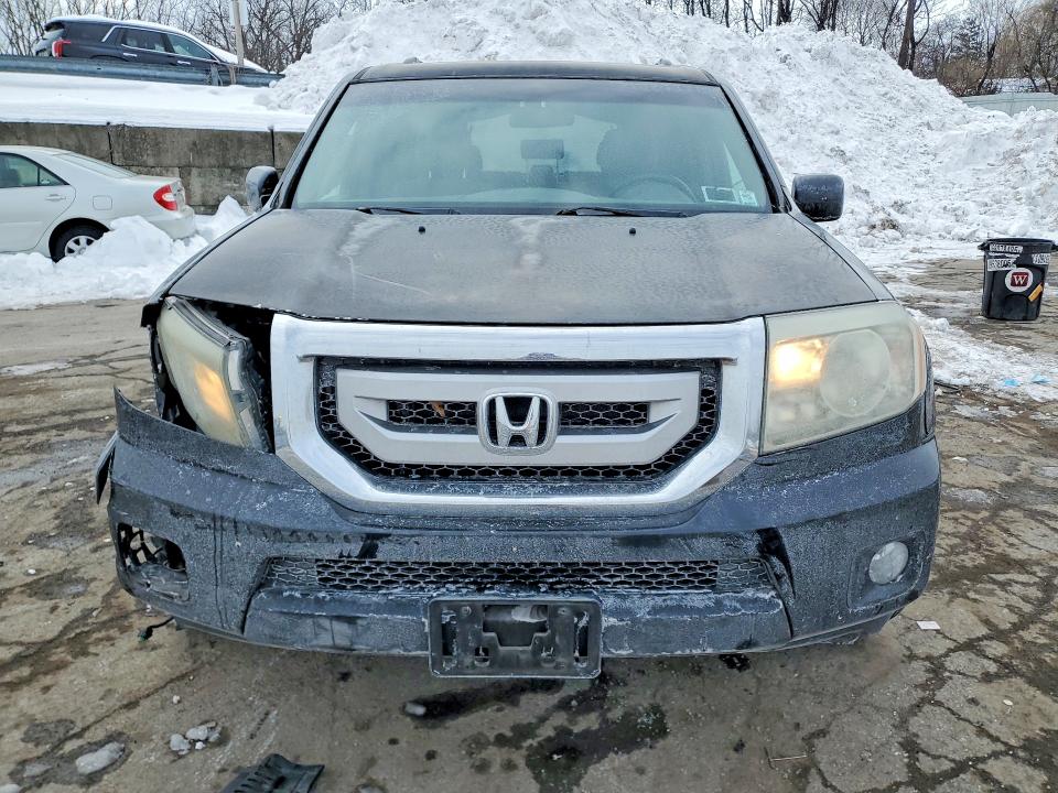 Фото 5 с аукциона – 2011 HONDA PILOT EX с VIN 5FNYF4H44BB051313