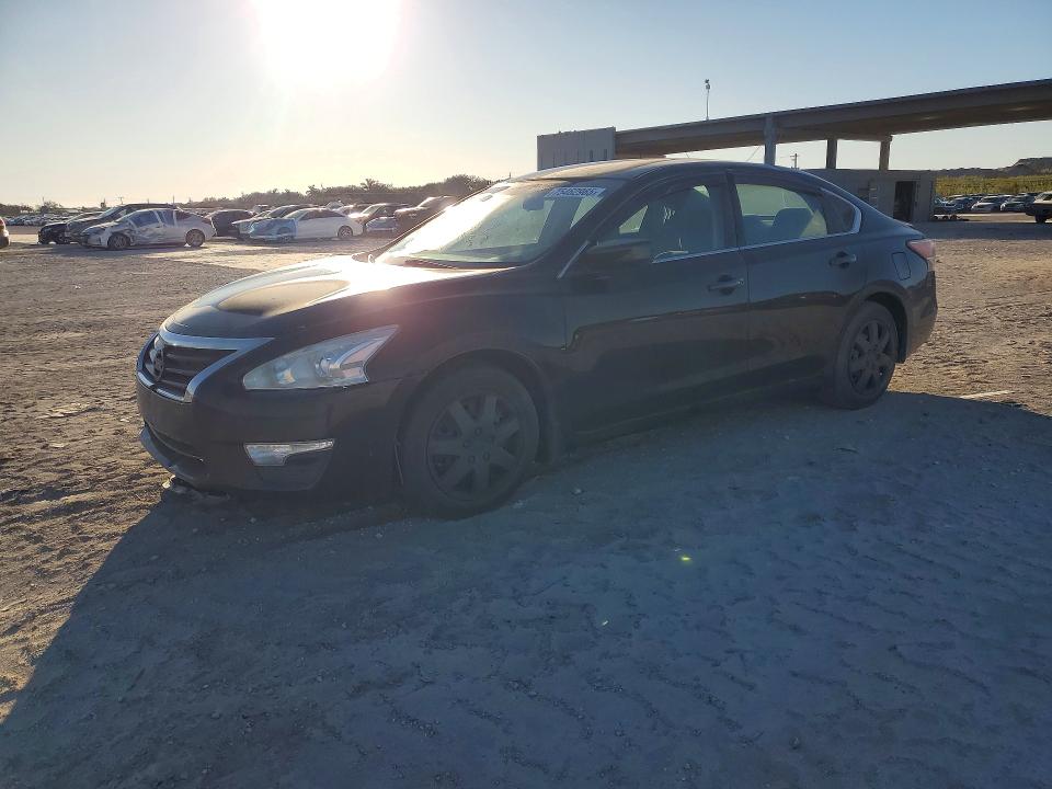 Photo 1 from auction – 2015 NISSAN ALTIMA 2.5 with VIN 1N4AL3AP0FN335172