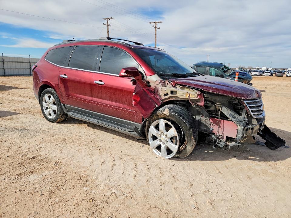 Photo 4 from auction – 2017 CHEVROLET TRAVERSE with VIN 1GNKRGKD7HJ315219