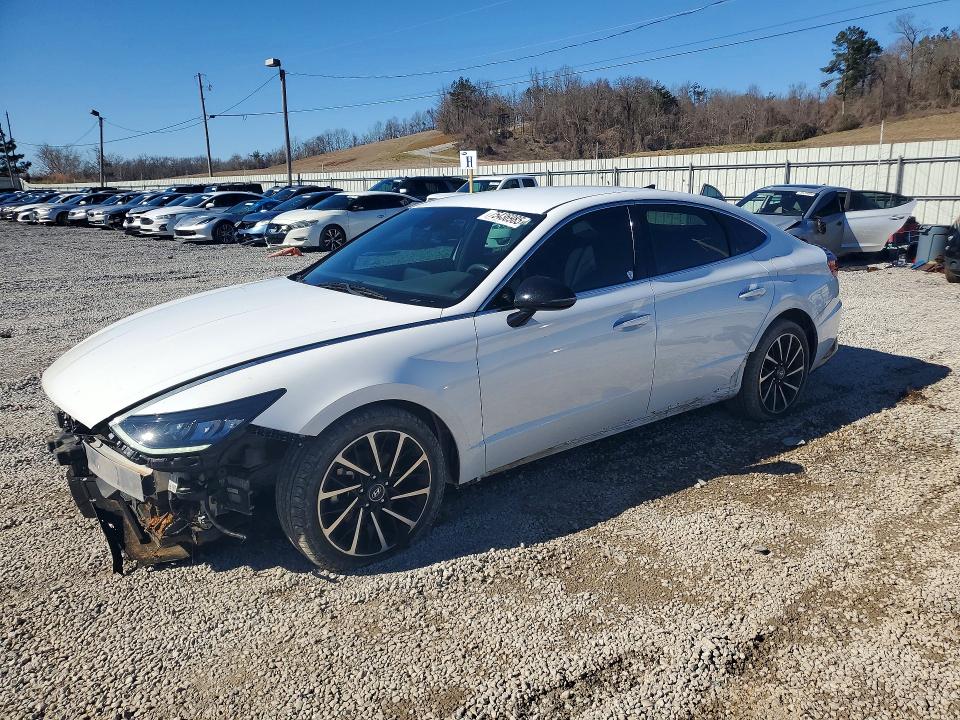 HYUNDAI SONATA SEL 2020 with VIN 5NPEJ4J20LH004079 - Photo from auction