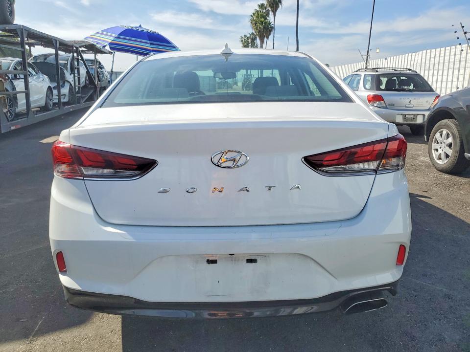Photo 6 from auction – 2019 HYUNDAI SONATA with VIN 5NPE34AF7KH748628