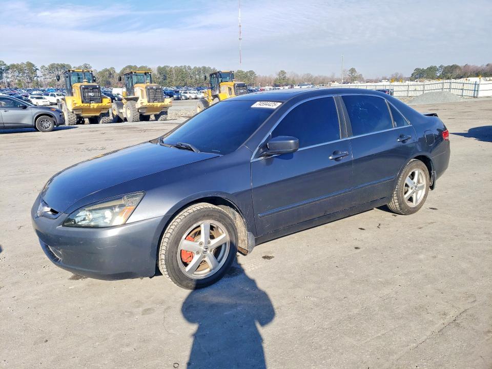 HONDA ACCORD 2004 with VIN 1HGCM56704A097608 - Photo from auction