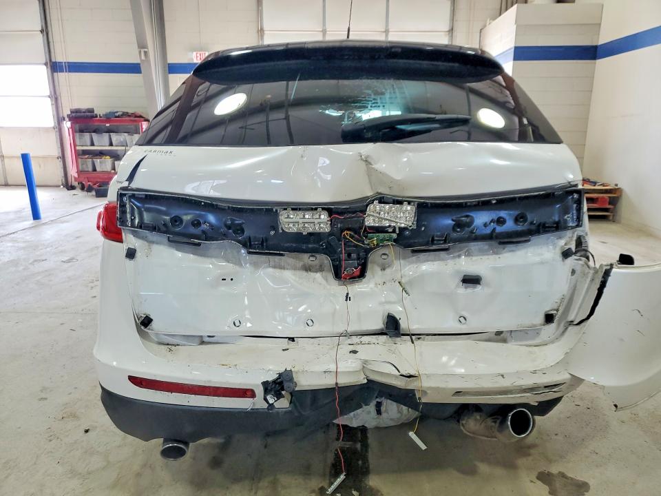 Photo 6 from auction – 2017 LINCOLN MKT with VIN 2LMHJ5AT6HBL00836