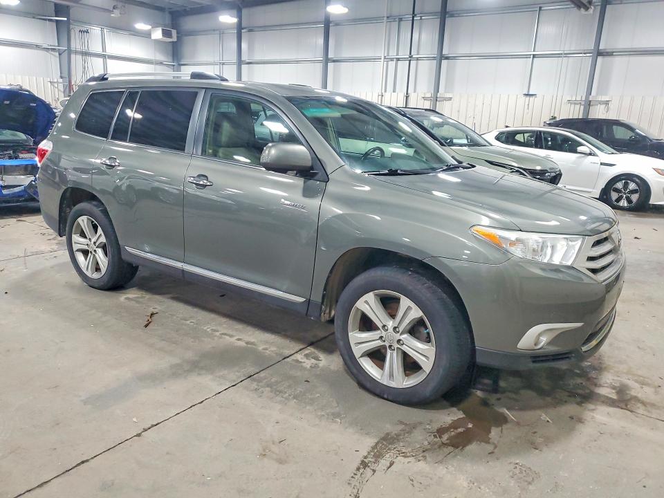 Photo 4 from auction – 2012 TOYOTA HIGHLANDER with VIN 5TDDK3EH2CS095965