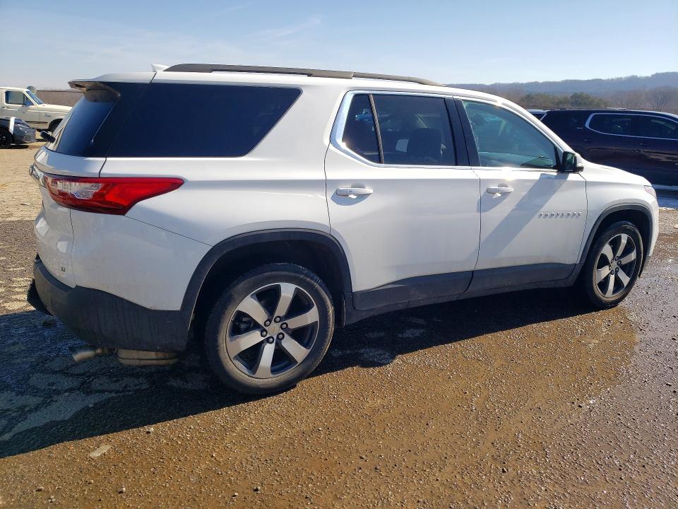 Photo 3 from auction – 2020 CHEV TRAVERSE with VIN 1GNERHKW7LJ290190