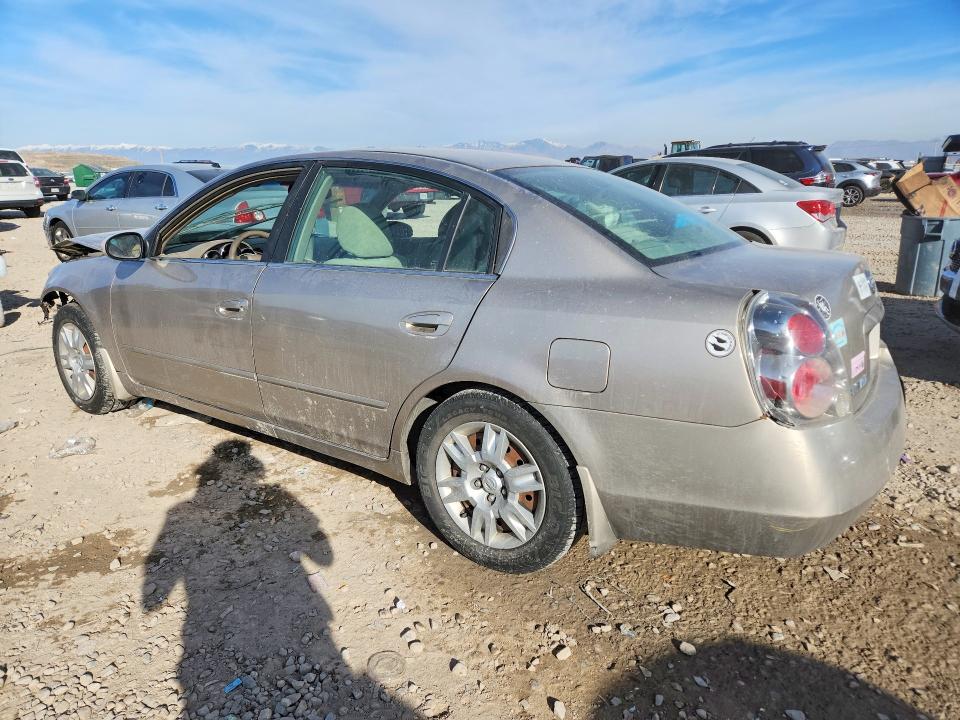 Photo 2 from auction – 2005 NISS ALTIMA with VIN 1N4AL11E75N469324