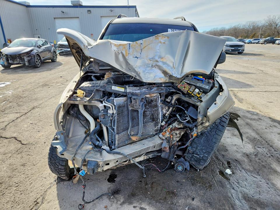 Photo 5 from auction – 2005 JEEP LIBERTY SP with VIN 1J4GL48K45W552425