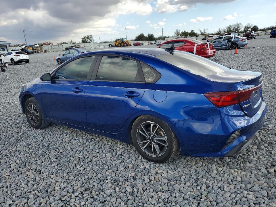 Photo 2 from auction – 2022 KIA FORTE with VIN 3KPF24AD9NE464383